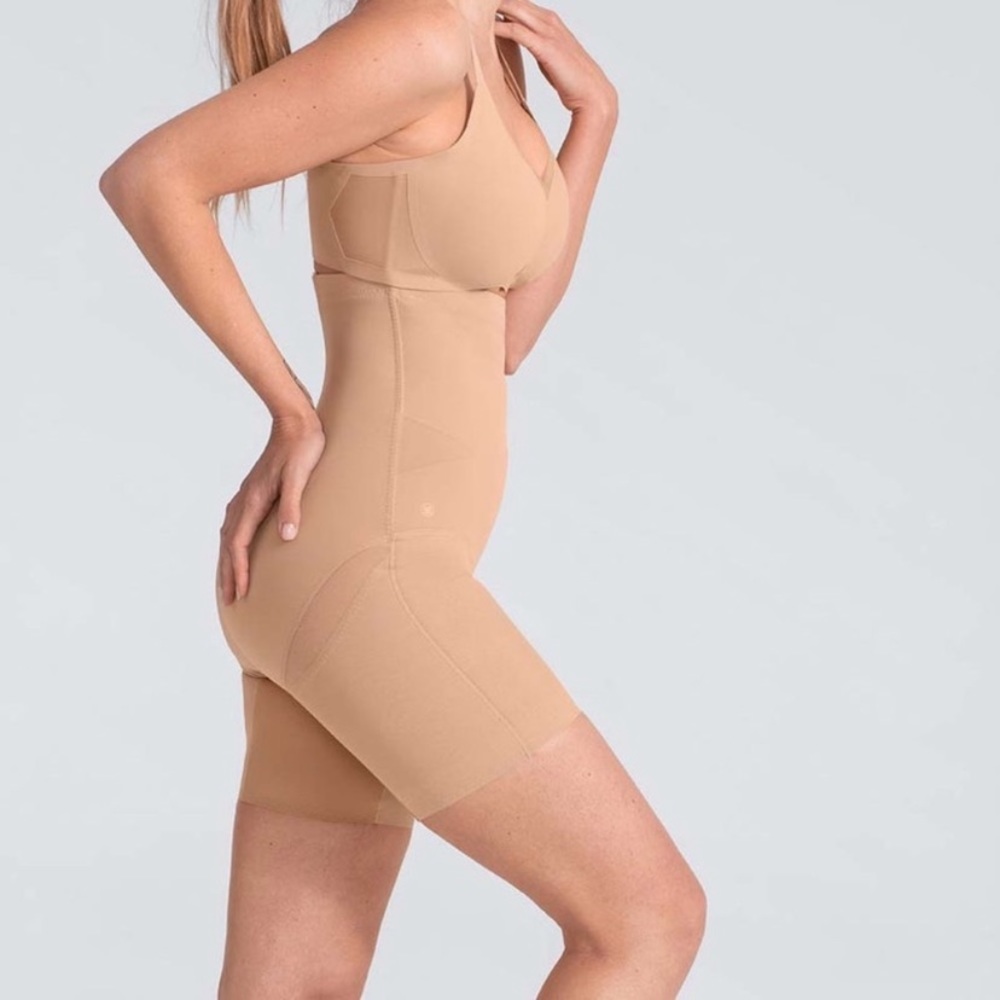 NWT Honeylove Superpower Shorts Nude Compression Shapewear Size Large